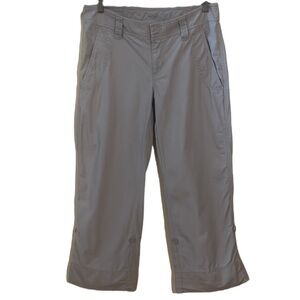 The North Face Grey Convertible Roll Capri Pants Size 6